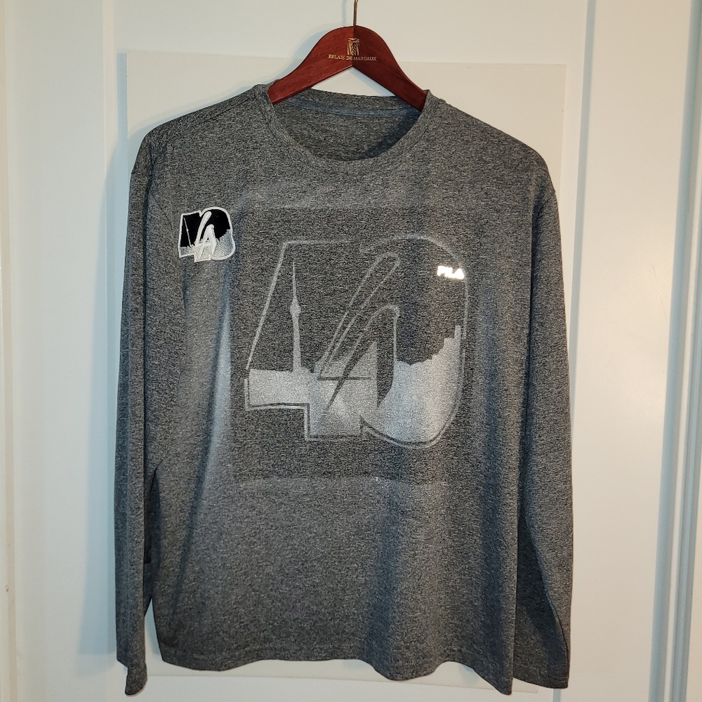 Long sleeve Activewear shirt